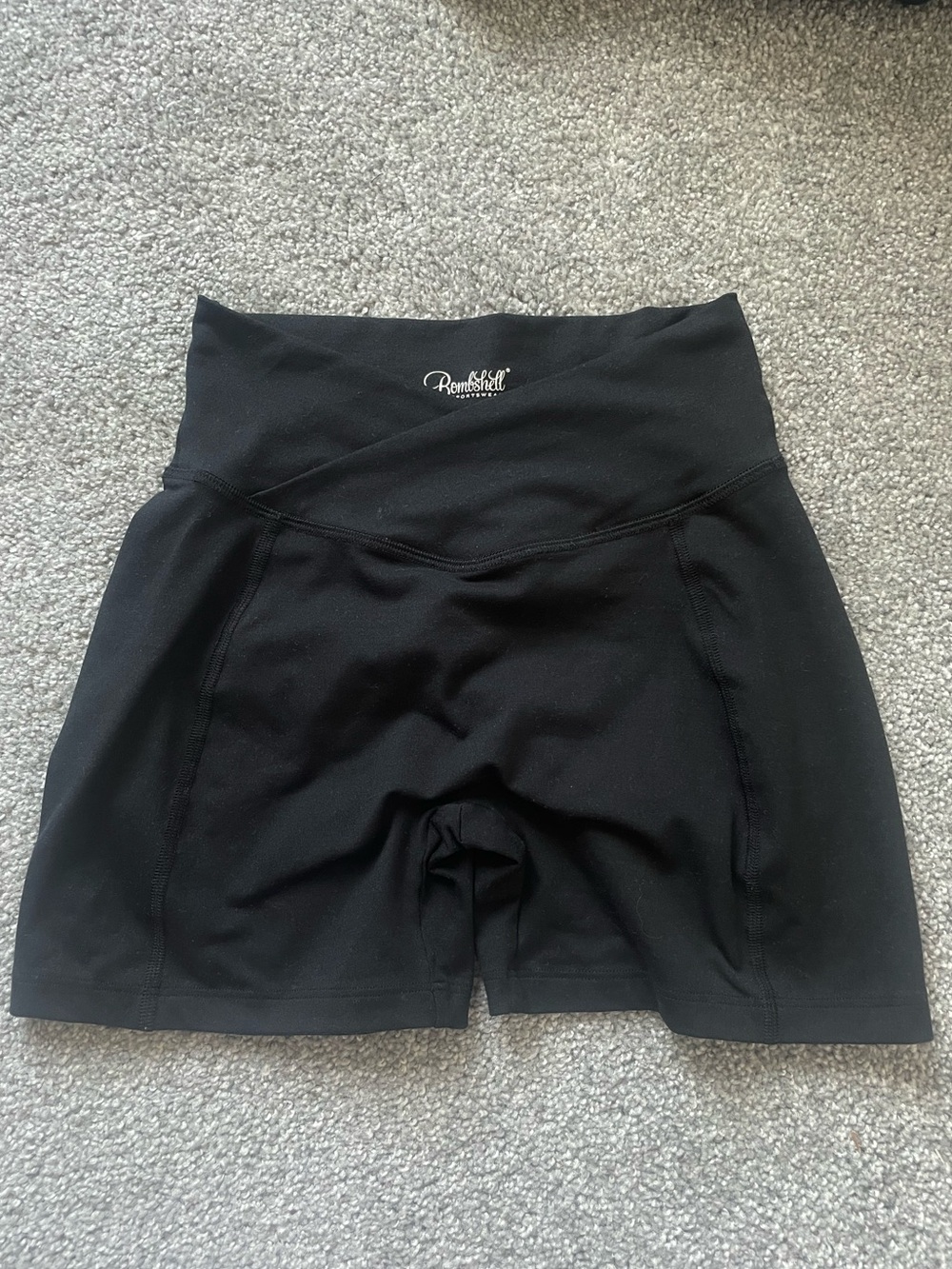 Bombshell Sportswear Size L